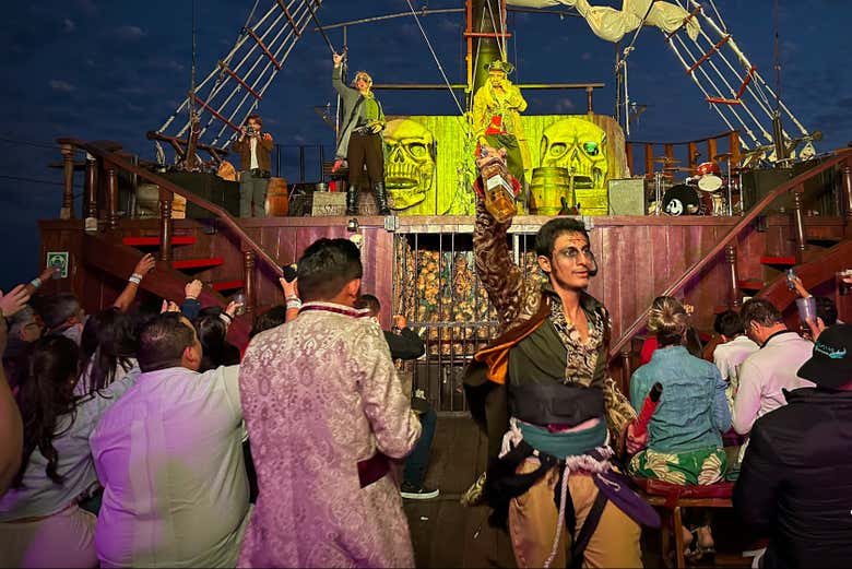 Surcando las aguas del mar Caribe como auténticos piratas